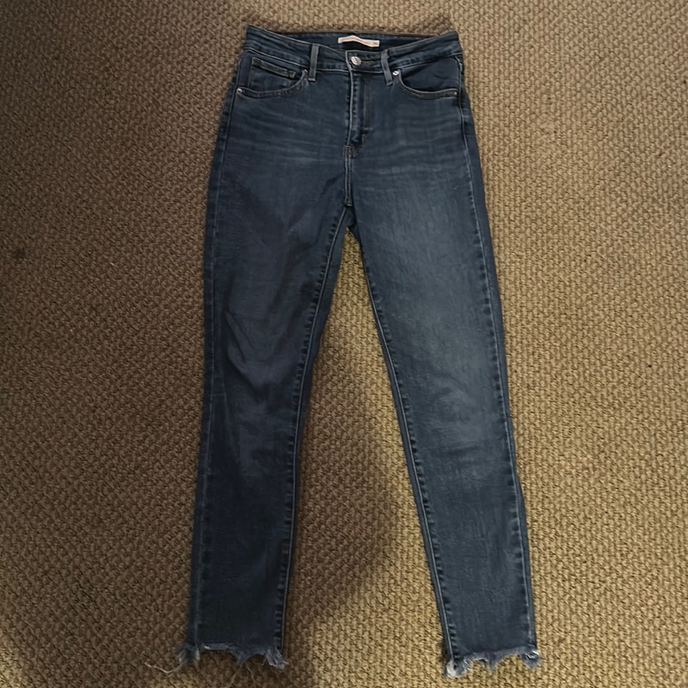 Levi high rise skinny ankle jeans size 26.